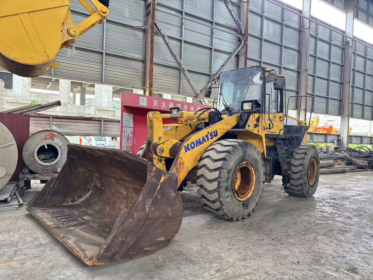 KOMATSU WA380Z-6 - Tekerlekli yükleyici: fotoğraf 1 KOMATSU WA380Z-6 - Tekerlekli yükleyici: fotoğraf 1
