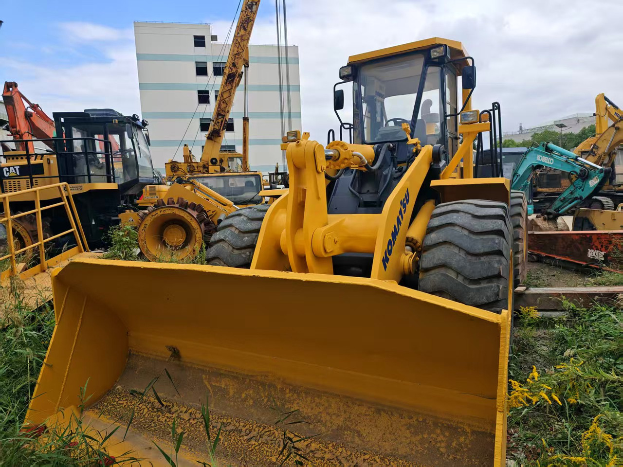KOMATSU WA470 - Tekerlekli yükleyici: fotoğraf 4 KOMATSU WA470 - Tekerlekli yükleyici: fotoğraf 4