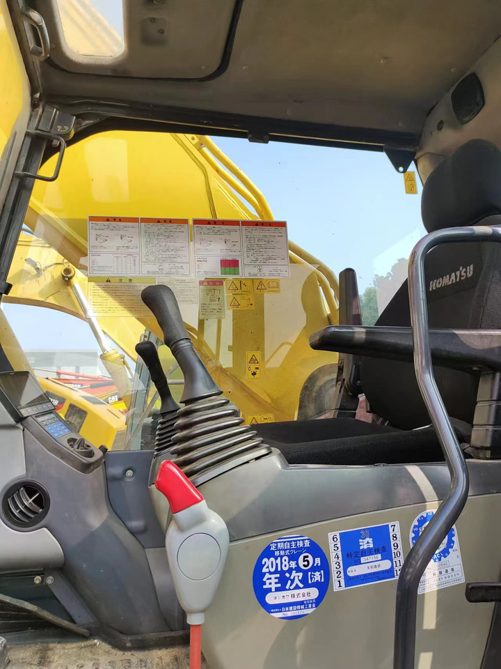 KOMATSU pc450-8 - Paletli ekskavatör: fotoğraf 2 KOMATSU pc450-8 - Paletli ekskavatör: fotoğraf 2