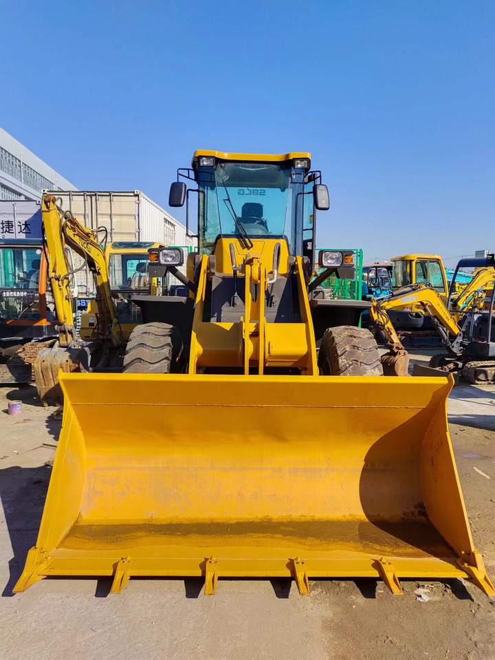 SDLG LG 963L - Tekerlekli yükleyici: fotoğraf 1 SDLG LG 963L - Tekerlekli yükleyici: fotoğraf 1