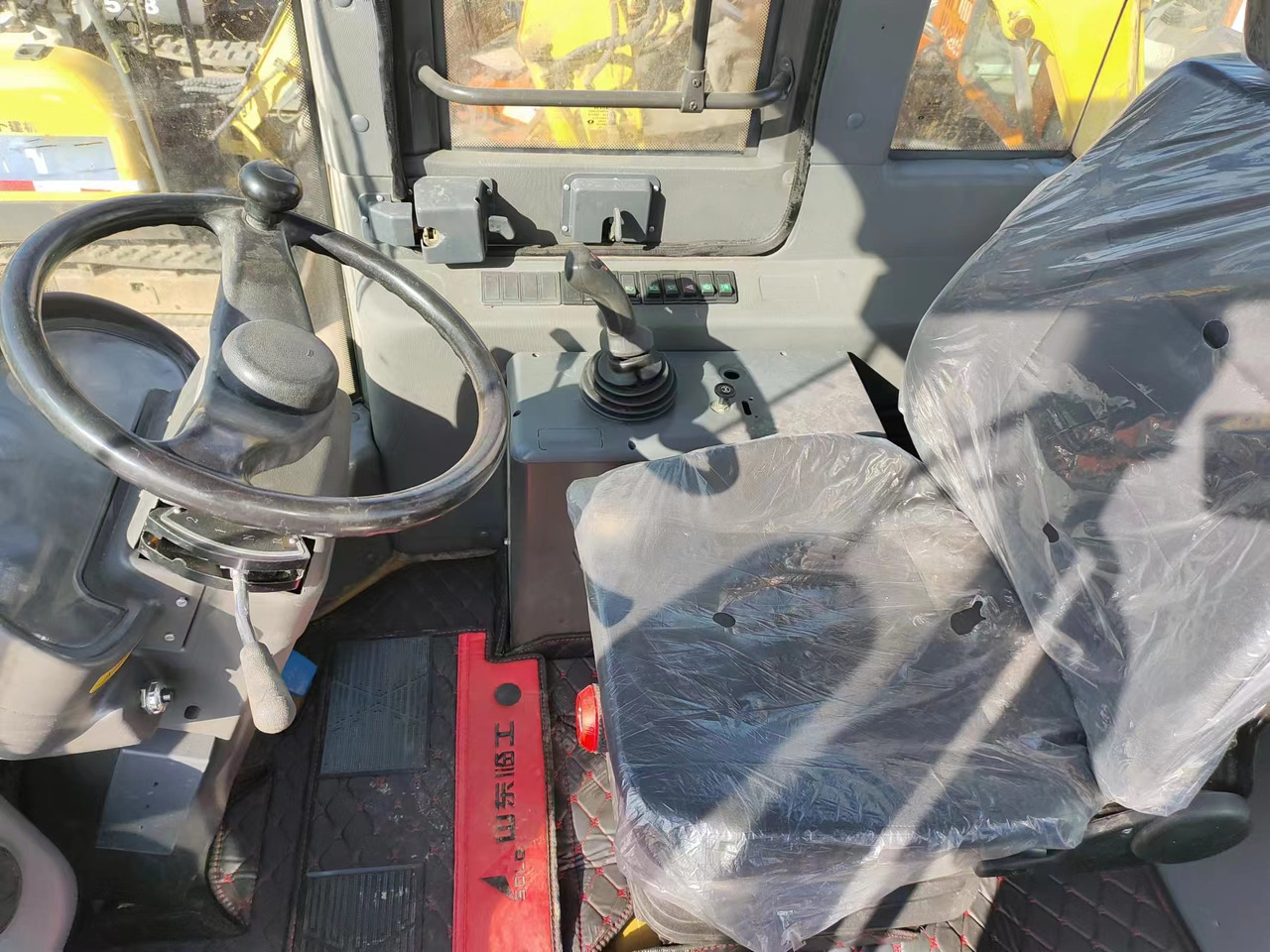 SDLG LG 963L - Tekerlekli yükleyici: fotoğraf 3 SDLG LG 963L - Tekerlekli yükleyici: fotoğraf 3