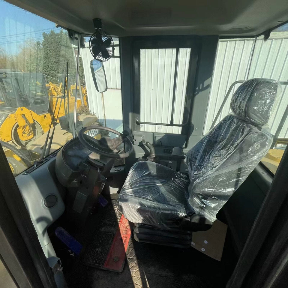 SDLG LG956L - Tekerlekli yükleyici: fotoğraf 5 SDLG LG956L - Tekerlekli yükleyici: fotoğraf 5