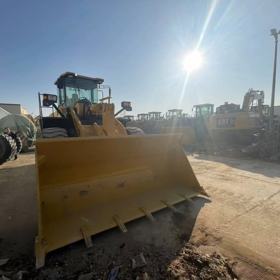 SDLG LG956L - Tekerlekli yükleyici: fotoğraf 3 SDLG LG956L - Tekerlekli yükleyici: fotoğraf 3