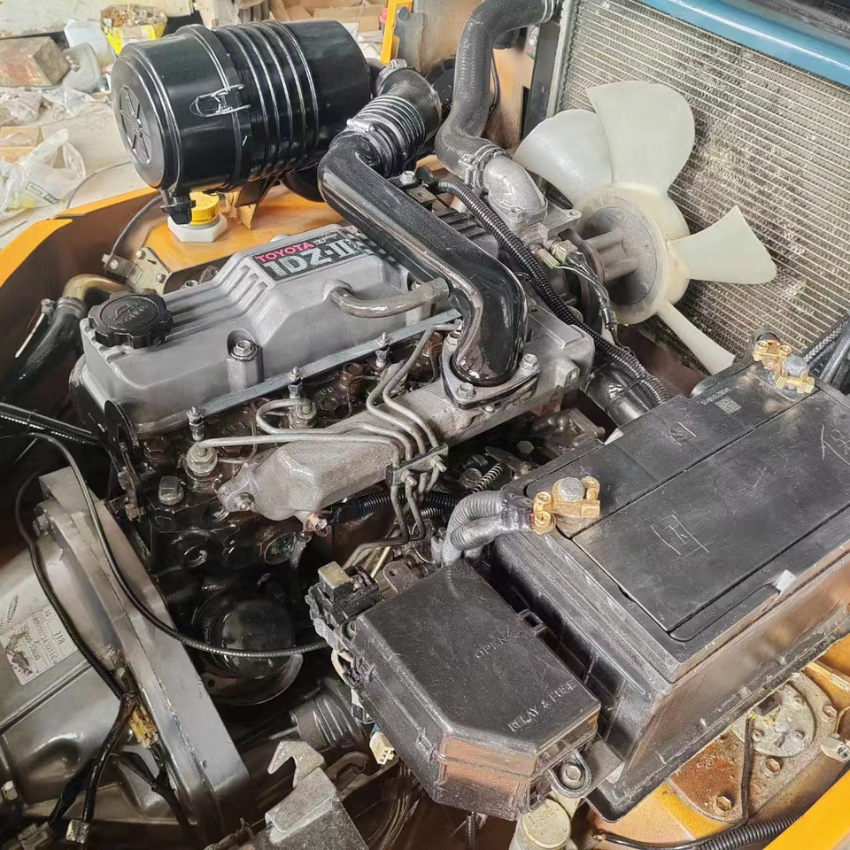 TOYOTA FD30 - Dizel forklift: fotoğraf 5 TOYOTA FD30 - Dizel forklift: fotoğraf 5