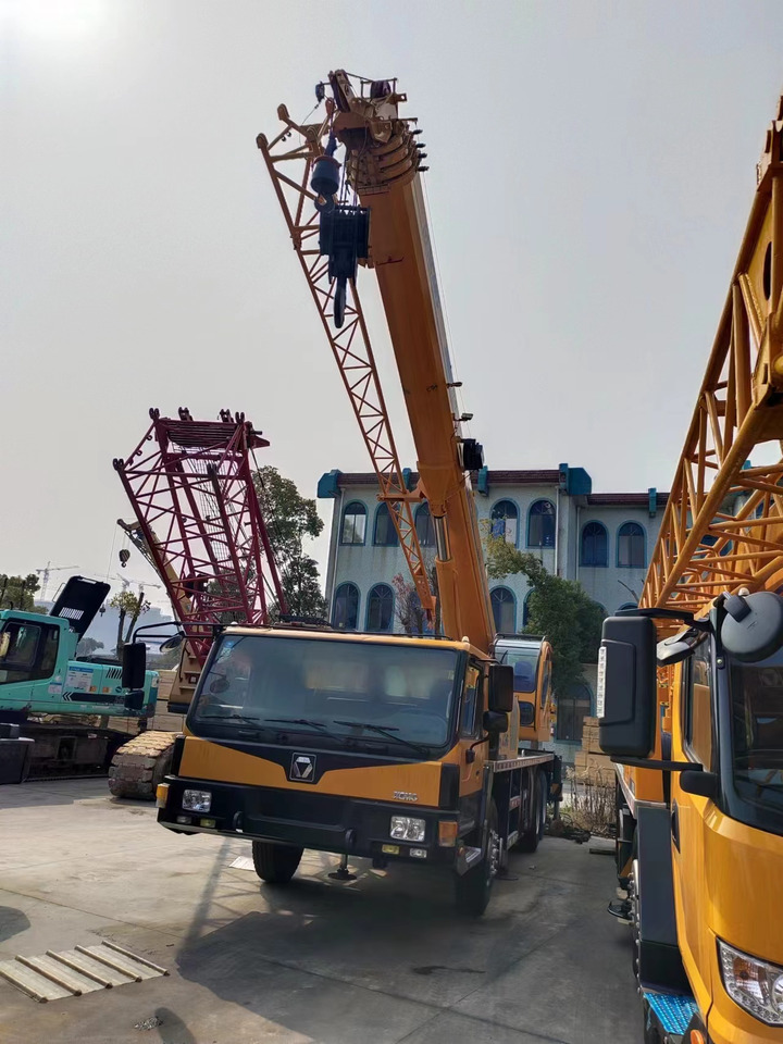 XCMG QY25K - Mobil vinç: fotoğraf 3 XCMG QY25K - Mobil vinç: fotoğraf 3