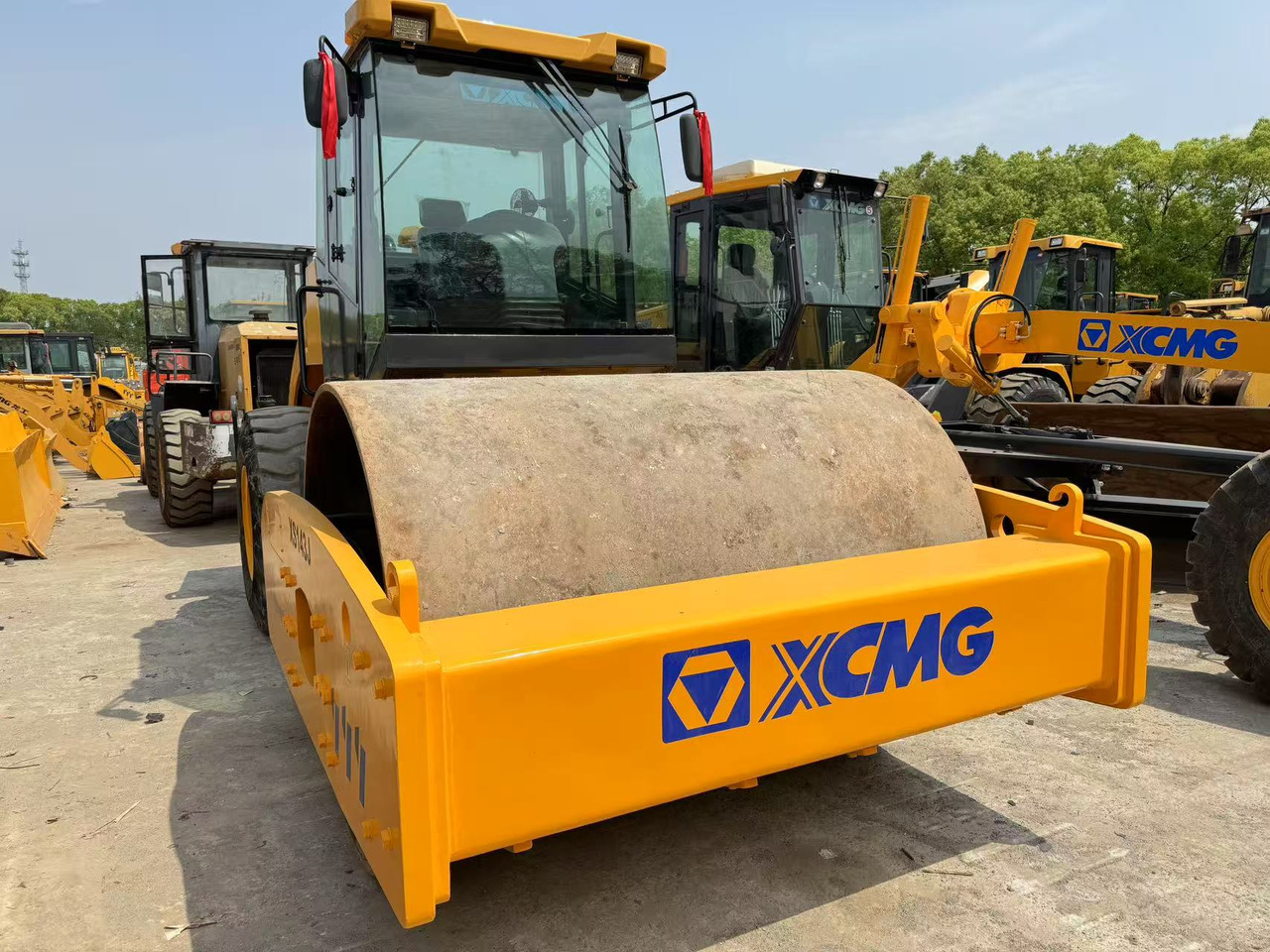 XCMG XS143J - Yol silindiri: fotoğraf 2 XCMG XS143J - Yol silindiri: fotoğraf 2