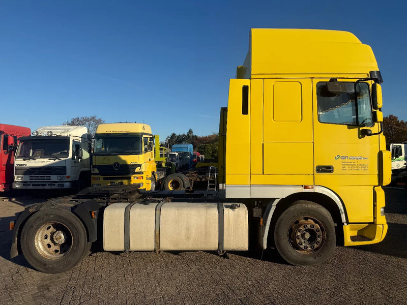 DAF XF 95.430 Tractor Unit - Çekici: fotoğraf 4 DAF XF 95.430 Tractor Unit - Çekici: fotoğraf 4
