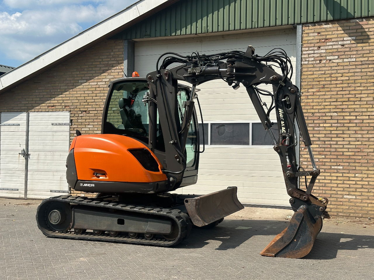 Mini ekskavatör Mecalac 6MCR: fotoğraf 6