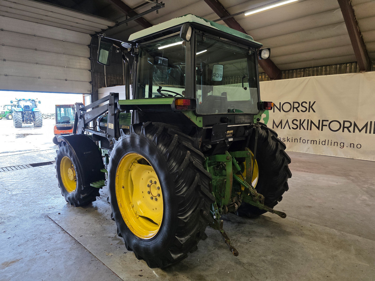 John Deere 2650 Synchron - Traktör: fotoğraf 4 John Deere 2650 Synchron - Traktör: fotoğraf 4
