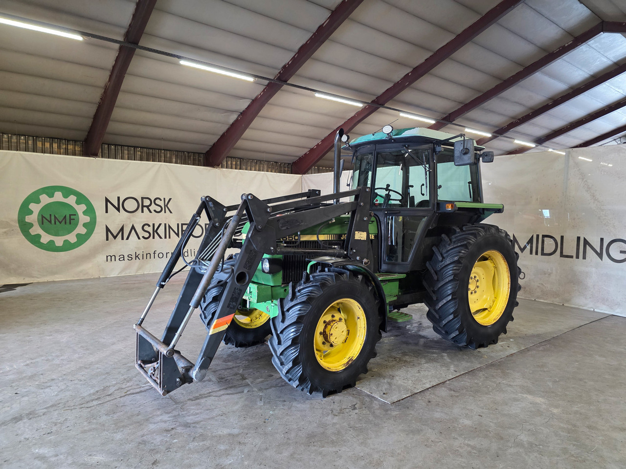 John Deere 2650 Synchron - Traktör: fotoğraf 1 John Deere 2650 Synchron - Traktör: fotoğraf 1