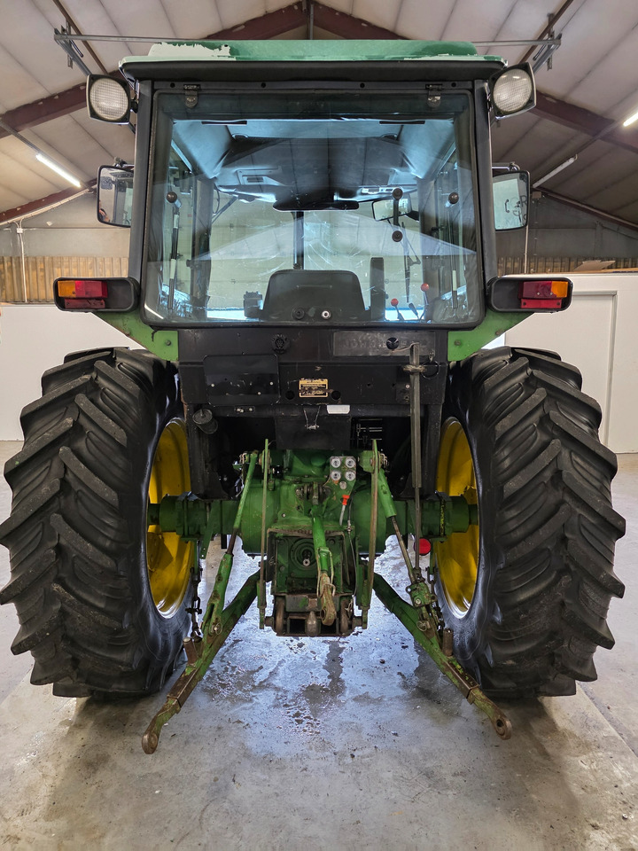 John Deere 2650 Synchron - Traktör: fotoğraf 3 John Deere 2650 Synchron - Traktör: fotoğraf 3