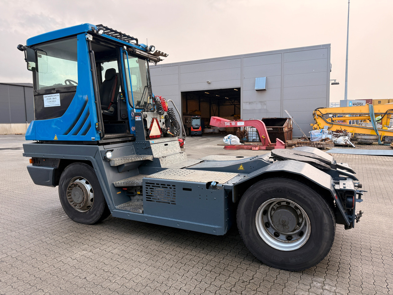 Terberg RT223 4x4 - Terminal çekiciler: fotoğraf 4 Terberg RT223 4x4 - Terminal çekiciler: fotoğraf 4