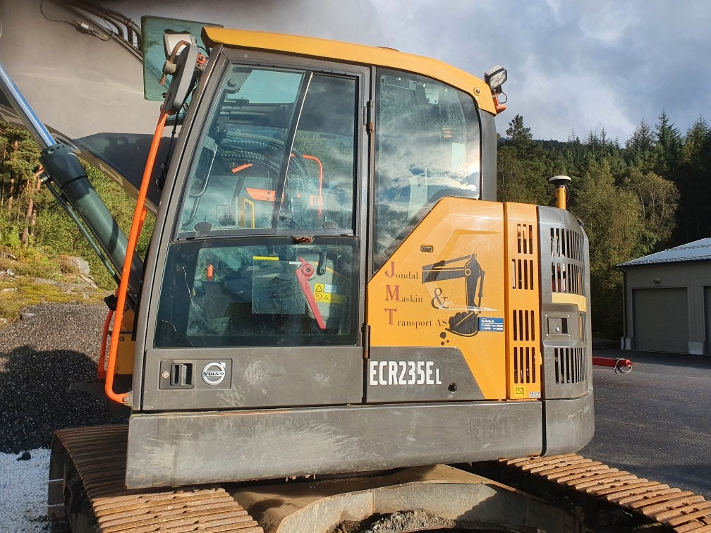 Volvo ECR235EL - Paletli ekskavatör: fotoğraf 4 Volvo ECR235EL - Paletli ekskavatör: fotoğraf 4