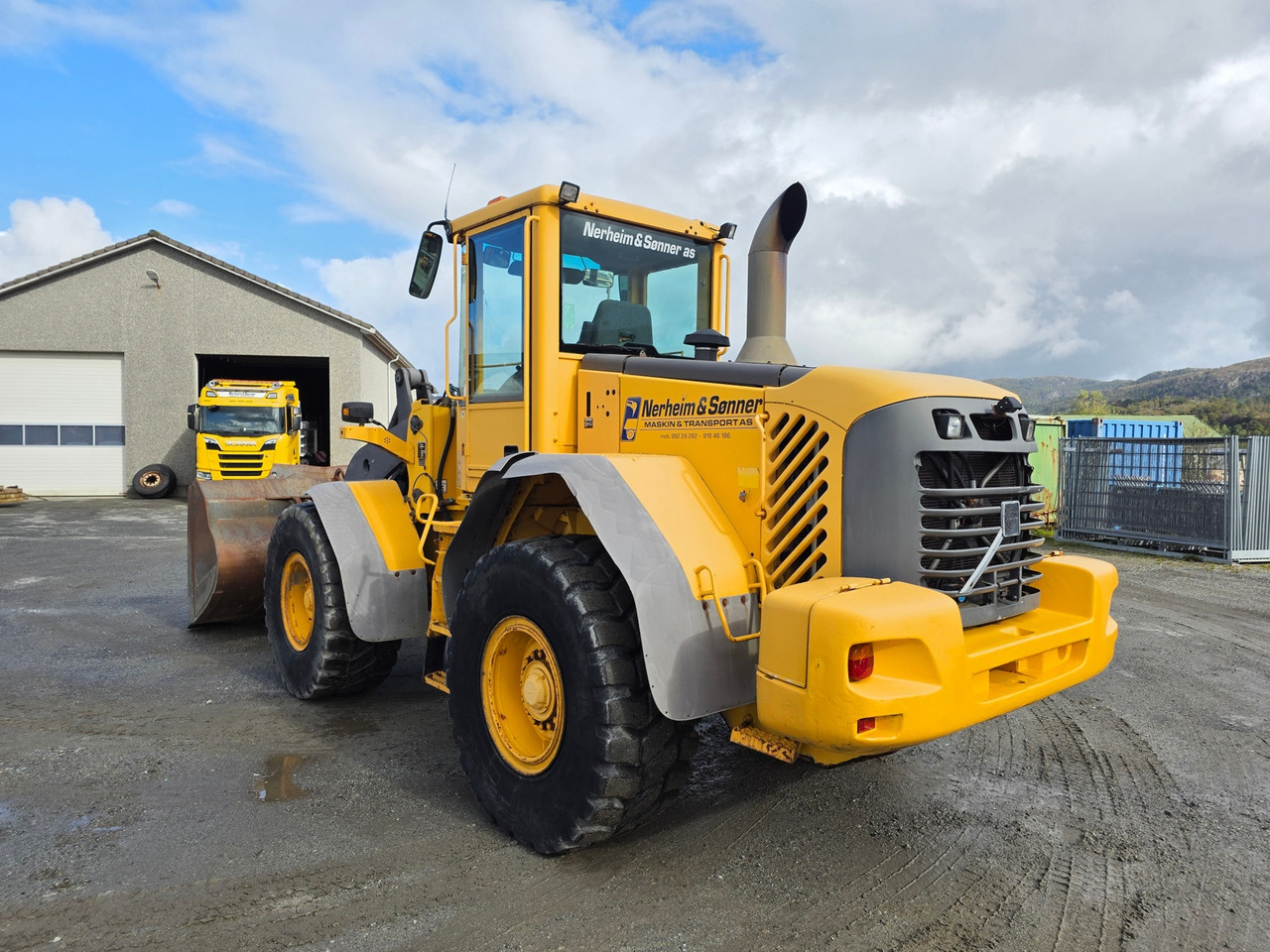 Volvo L90E - Tekerlekli yükleyici: fotoğraf 4 Volvo L90E - Tekerlekli yükleyici: fotoğraf 4