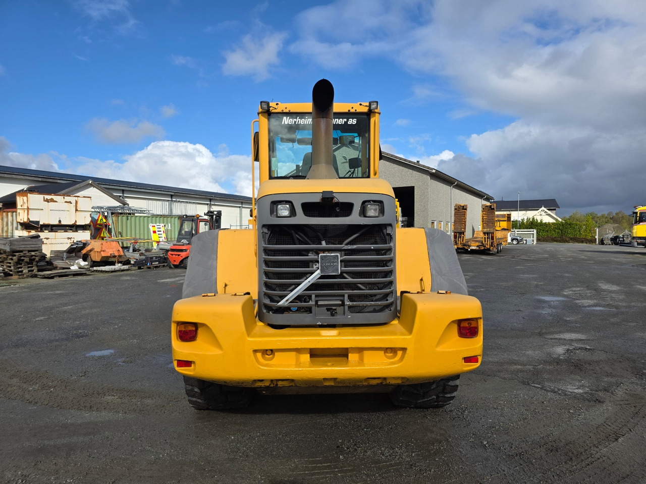 Volvo L90E - Tekerlekli yükleyici: fotoğraf 3 Volvo L90E - Tekerlekli yükleyici: fotoğraf 3