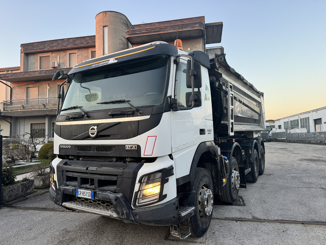 VOLVO FMX 460 - Damperli kamyon: fotoğraf 2 VOLVO FMX 460 - Damperli kamyon: fotoğraf 2