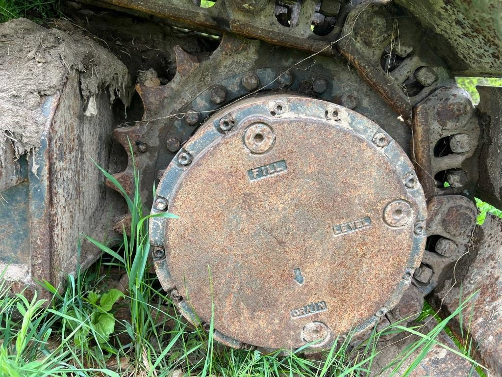 Paletli ekskavatör Case CX 180 B: fotoğraf 14