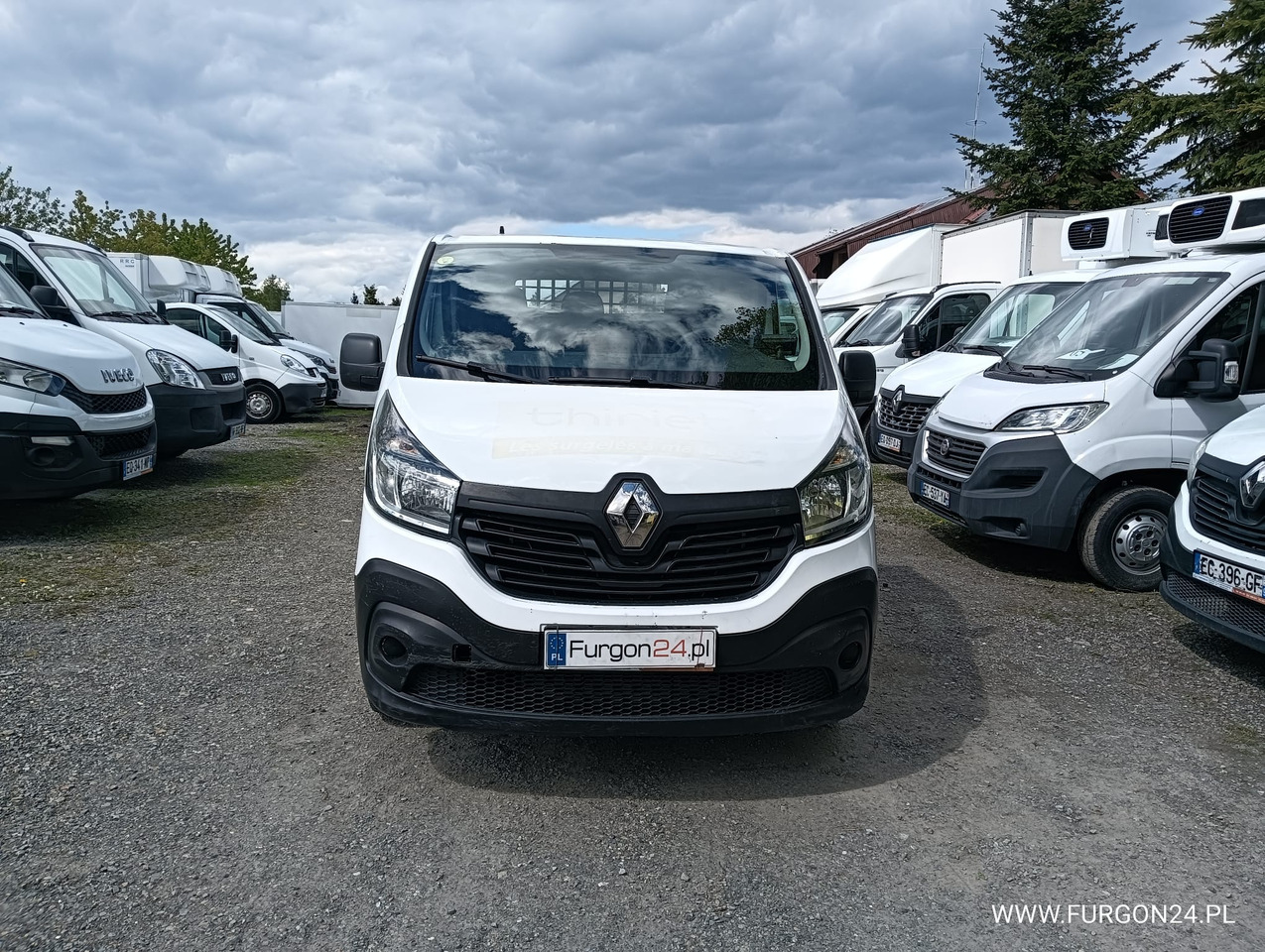 RENAULT TRAFIC SKRZYNIA PAKA Z NAJAZDAMI I PÓŁKAMI NR 689 - Açık kasa kamyonet: fotoğraf 2 RENAULT TRAFIC SKRZYNIA PAKA Z NAJAZDAMI I PÓŁKAMI NR 689 - Açık kasa kamyonet: fotoğraf 2