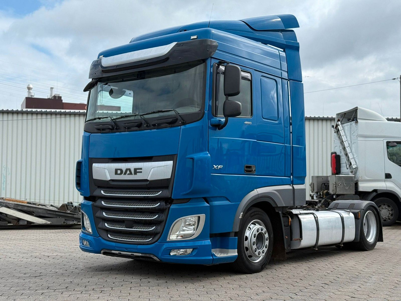 DAF XF 480 Low +Retarter+2xTank - Çekici: fotoğraf 1 DAF XF 480 Low +Retarter+2xTank - Çekici: fotoğraf 1