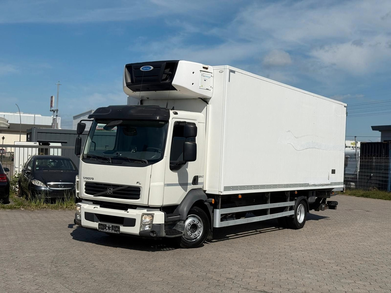 Volvo FL 240 Carrier Easy Cold+Hebebühne - Refrijeratör kamyon: fotoğraf 5 Volvo FL 240 Carrier Easy Cold+Hebebühne - Refrijeratör kamyon: fotoğraf 5