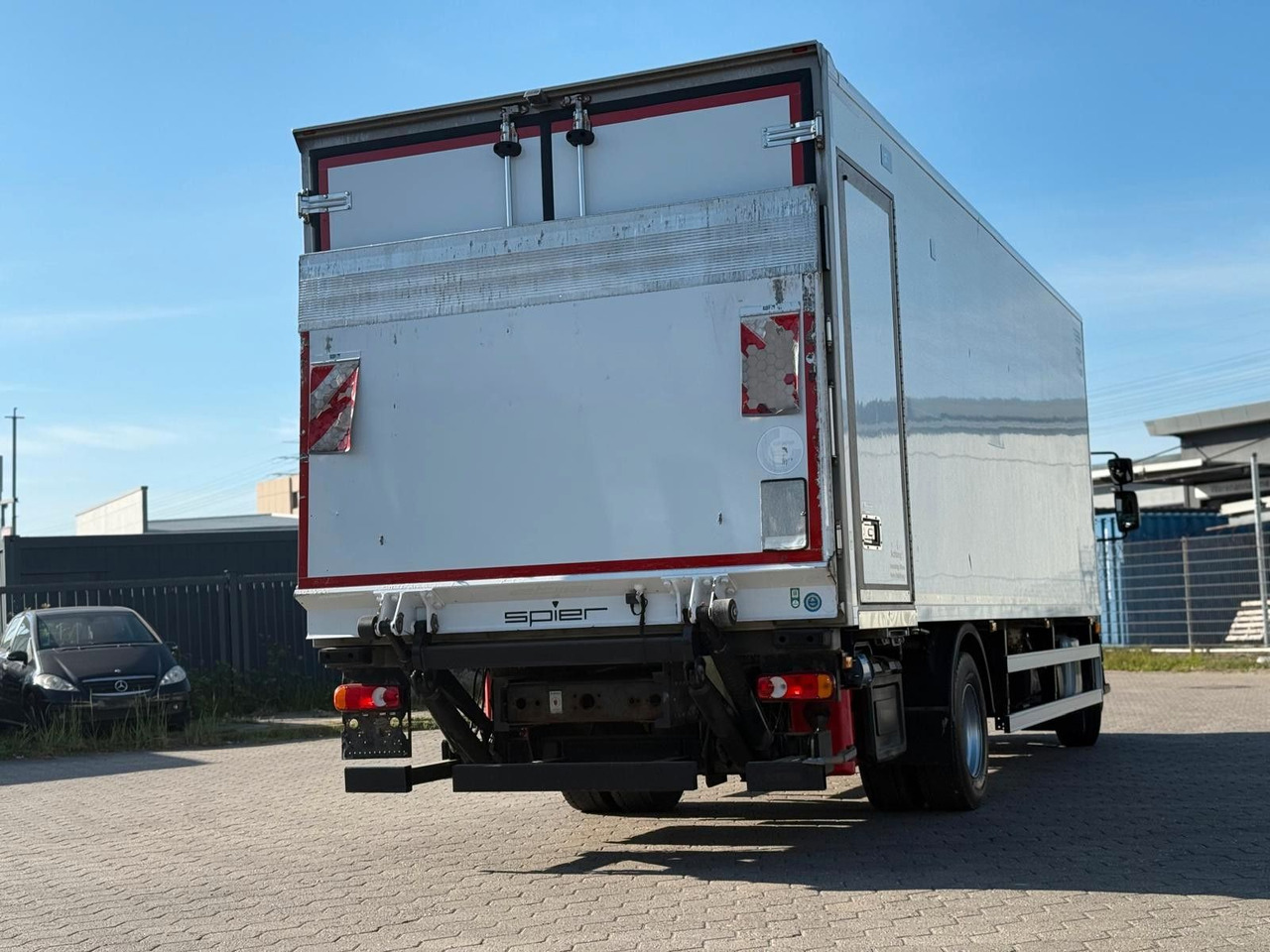 Volvo FL 42 R 240 +Thermoking T-880R+Kamera - Refrijeratör kamyon: fotoğraf 3 Volvo FL 42 R 240 +Thermoking T-880R+Kamera - Refrijeratör kamyon: fotoğraf 3