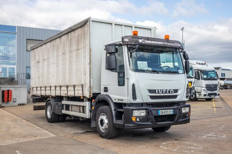 Iveco EUROCARGO 160E25 - Tenteli kamyon: fotoğraf 2 Iveco EUROCARGO 160E25 - Tenteli kamyon: fotoğraf 2