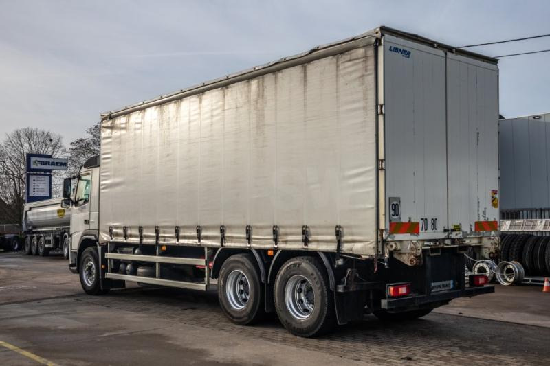 Volvo FM330-6x2-10 pneus/tires-intarder - Tenteli kamyon: fotoğraf 4 Volvo FM330-6x2-10 pneus/tires-intarder - Tenteli kamyon: fotoğraf 4