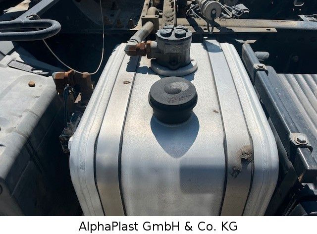 MAN 18.400 / 4x2 Hydraulik Orginal KM TipTop 18.400 / 4x2 Hydraulik Orginal KM TipTop - Çekici: fotoğraf 4 MAN 18.400 / 4x2 Hydraulik Orginal KM TipTop 18.400 / 4x2 Hydraulik Orginal KM TipTop - Çekici: fotoğraf 4