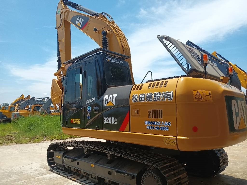 CAT 320D2 - Paletli ekskavatör: fotoğraf 5 CAT 320D2 - Paletli ekskavatör: fotoğraf 5