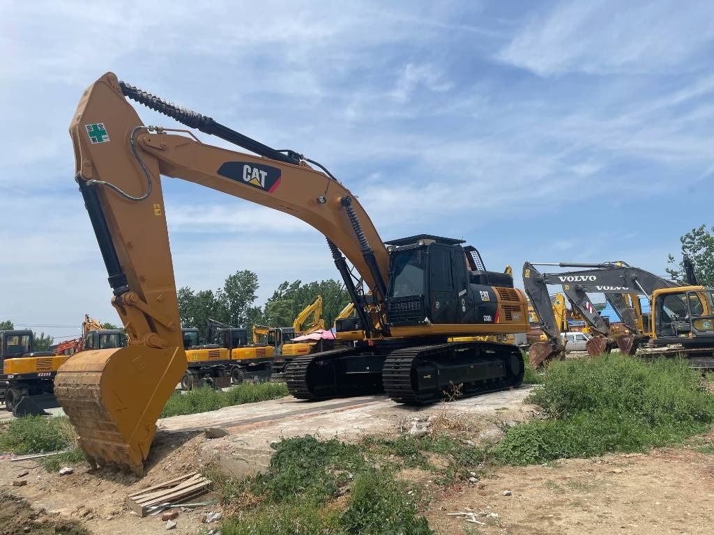 CAT 330D2 - Paletli ekskavatör: fotoğraf 2 CAT 330D2 - Paletli ekskavatör: fotoğraf 2