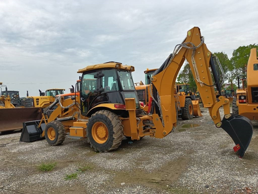 CAT 420 F IT - Iş makinesi: fotoğraf 1 CAT 420 F IT - Iş makinesi: fotoğraf 1
