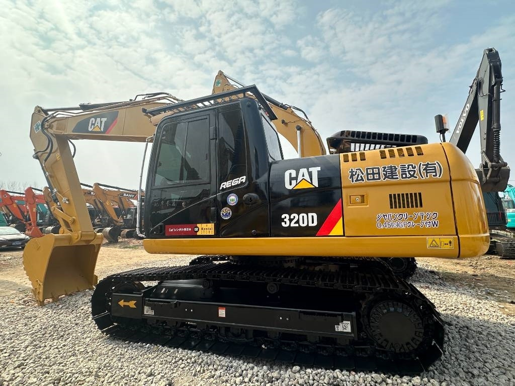 CAT CAT320D2 - Paletli ekskavatör: fotoğraf 3 CAT CAT320D2 - Paletli ekskavatör: fotoğraf 3