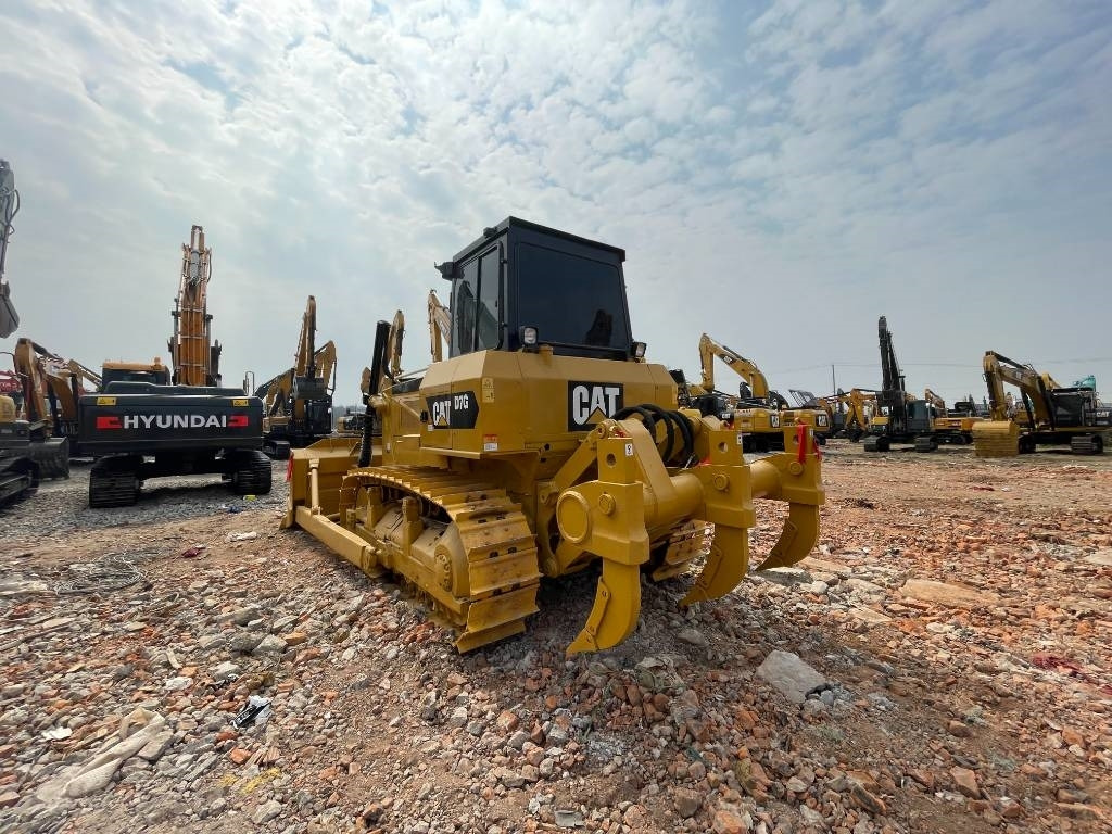 CAT D 7 G - Paletli ekskavatör: fotoğraf 5 CAT D 7 G - Paletli ekskavatör: fotoğraf 5
