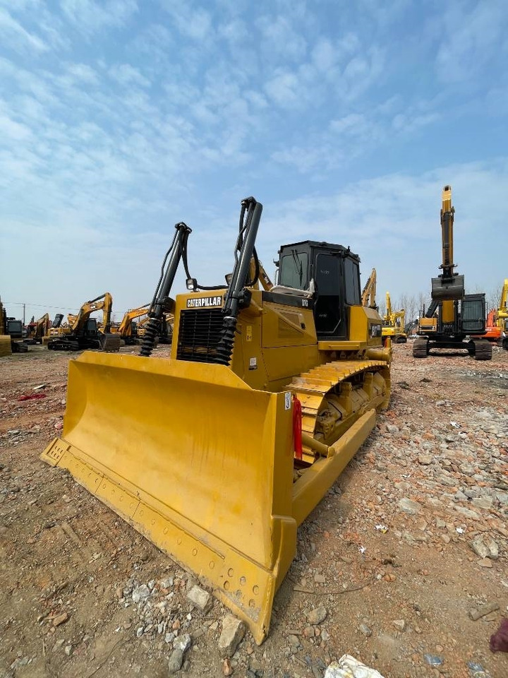 CAT D 7 G - Paletli ekskavatör: fotoğraf 4 CAT D 7 G - Paletli ekskavatör: fotoğraf 4