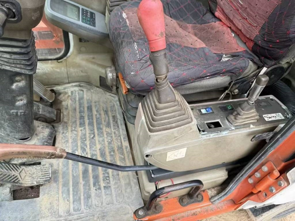 Doosan DH 150 W-7 - Tekerlekli ekskavatör: fotoğraf 5 Doosan DH 150 W-7 - Tekerlekli ekskavatör: fotoğraf 5