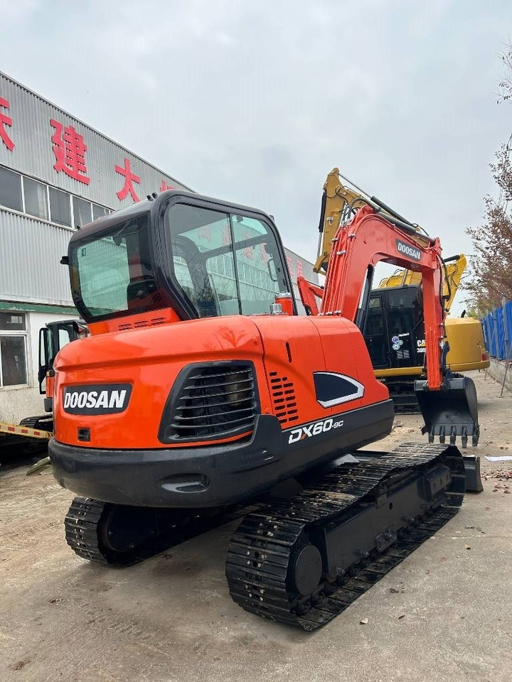 Doosan DX 60 - Mini ekskavatör: fotoğraf 5 Doosan DX 60 - Mini ekskavatör: fotoğraf 5