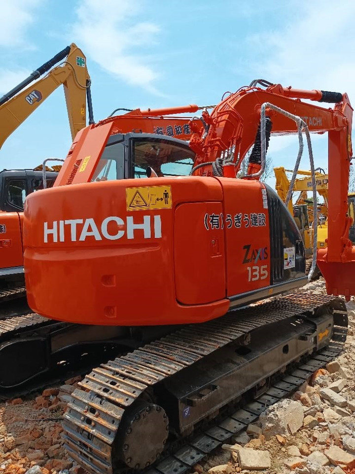 Hitachi ZX 135 U-5 - Paletli ekskavatör: fotoğraf 2 Hitachi ZX 135 U-5 - Paletli ekskavatör: fotoğraf 2
