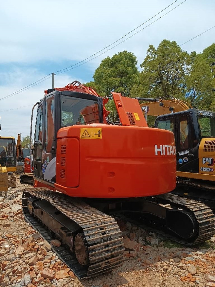 Hitachi ZX 135 U-5 - Paletli ekskavatör: fotoğraf 3 Hitachi ZX 135 U-5 - Paletli ekskavatör: fotoğraf 3