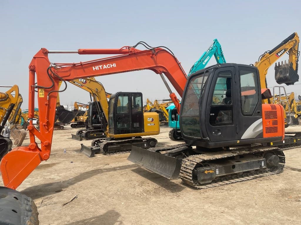 Hitachi ZX 70 - Mini ekskavatör: fotoğraf 3 Hitachi ZX 70 - Mini ekskavatör: fotoğraf 3