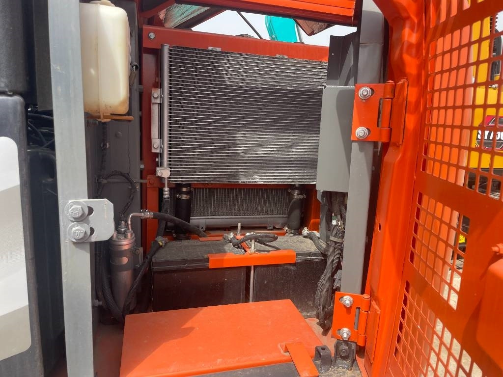 Hitachi ZX 70 - Mini ekskavatör: fotoğraf 4 Hitachi ZX 70 - Mini ekskavatör: fotoğraf 4