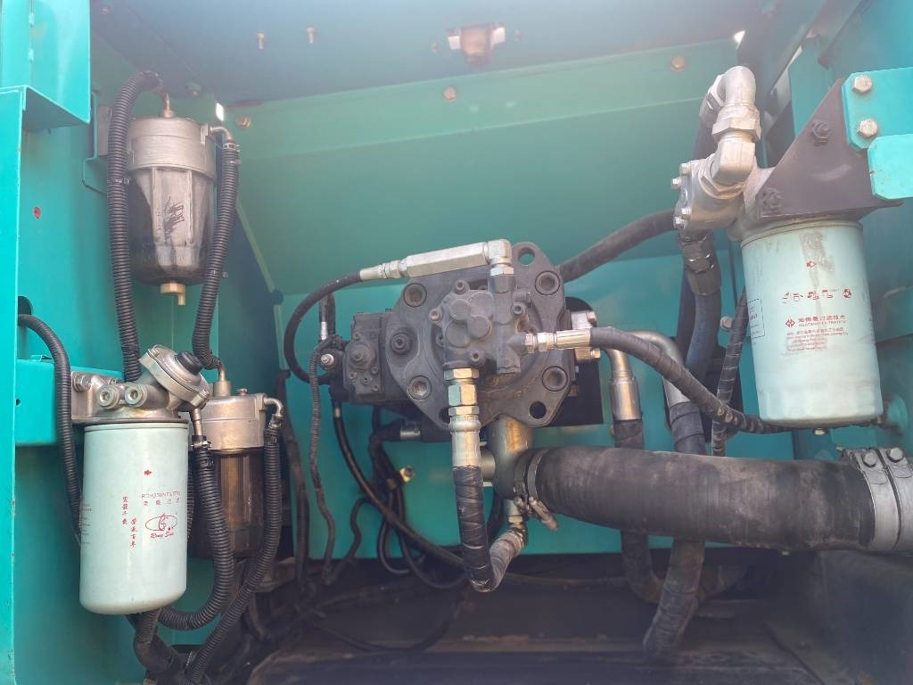 Kobelco SK 350 - Paletli ekskavatör: fotoğraf 3 Kobelco SK 350 - Paletli ekskavatör: fotoğraf 3