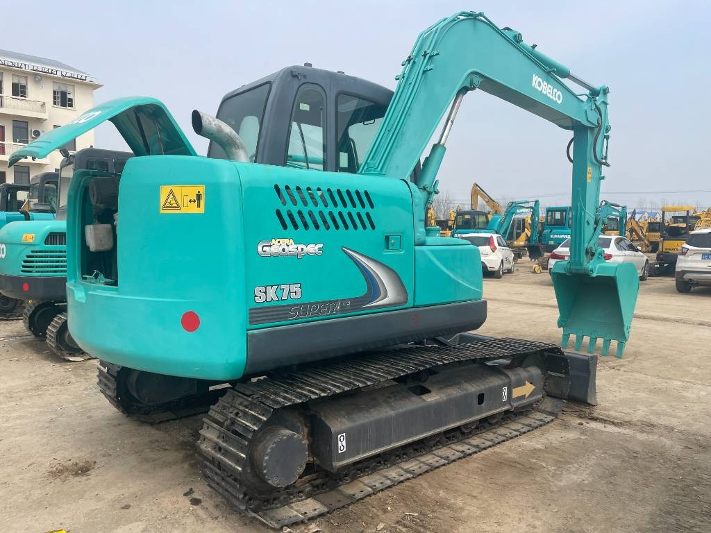Kobelco SK 75  - Mini ekskavatör: fotoğraf 1 Kobelco SK 75  - Mini ekskavatör: fotoğraf 1