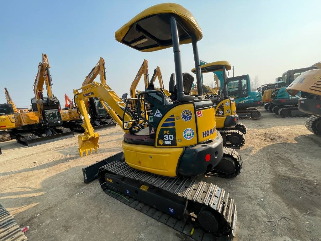 Komatsu PC 30 - Paletli ekskavatör: fotoğraf 2 Komatsu PC 30 - Paletli ekskavatör: fotoğraf 2
