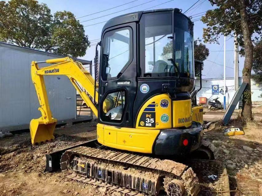 Komatsu PC 35 - Mini ekskavatör: fotoğraf 1 Komatsu PC 35 - Mini ekskavatör: fotoğraf 1