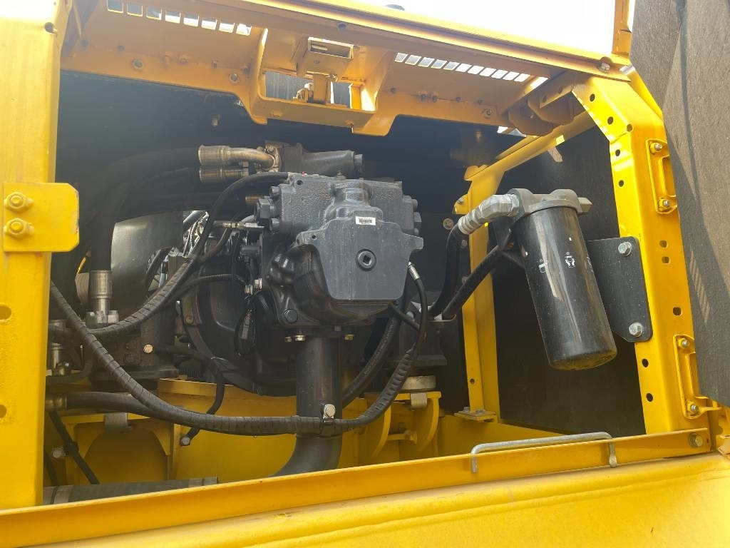 Komatsu PC 350 - Paletli ekskavatör: fotoğraf 5 Komatsu PC 350 - Paletli ekskavatör: fotoğraf 5