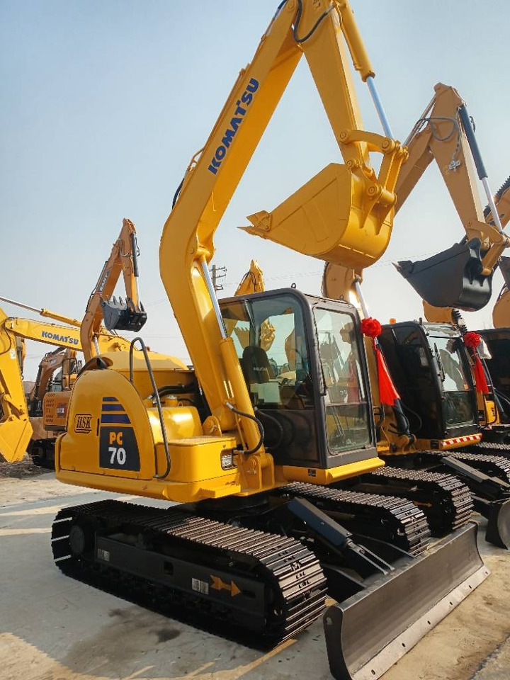 Komatsu PC 70 - Mini ekskavatör: fotoğraf 1 Komatsu PC 70 - Mini ekskavatör: fotoğraf 1