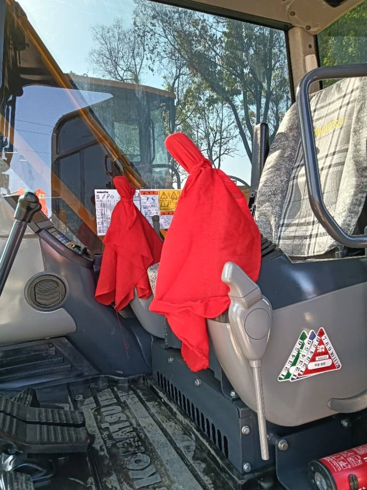 Komatsu PC 70  - Mini ekskavatör: fotoğraf 3 Komatsu PC 70  - Mini ekskavatör: fotoğraf 3