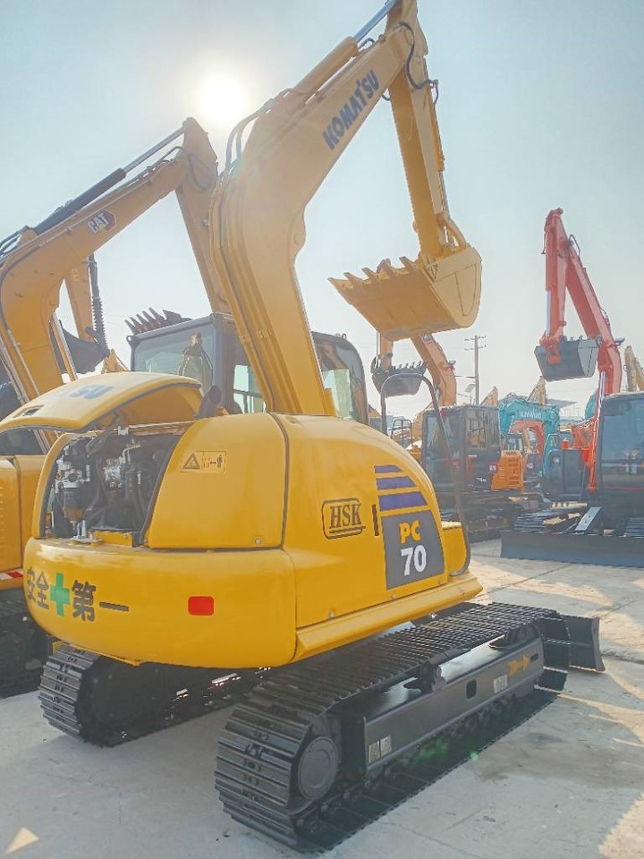 Komatsu PC 70 - Mini ekskavatör: fotoğraf 3 Komatsu PC 70 - Mini ekskavatör: fotoğraf 3