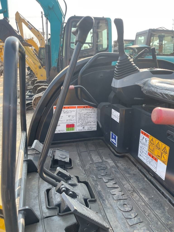 Komatsu PC35 - Mini ekskavatör: fotoğraf 5 Komatsu PC35 - Mini ekskavatör: fotoğraf 5