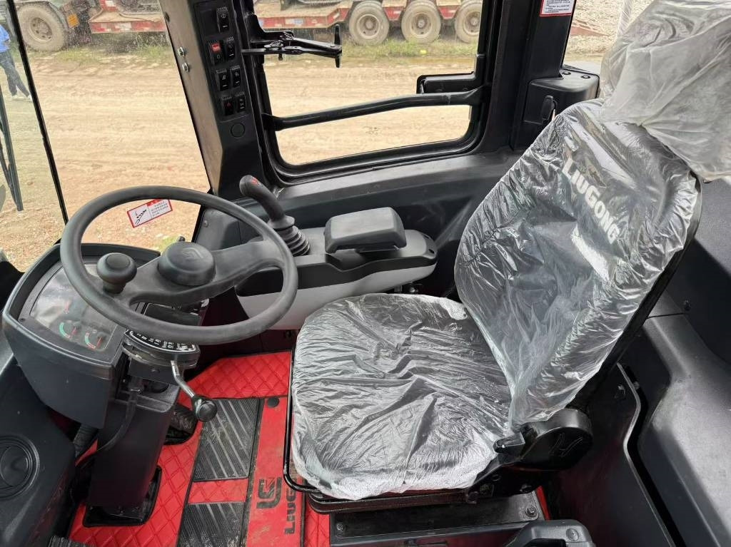 Liugong CLG 856 H - Tekerlekli yükleyici: fotoğraf 3 Liugong CLG 856 H - Tekerlekli yükleyici: fotoğraf 3